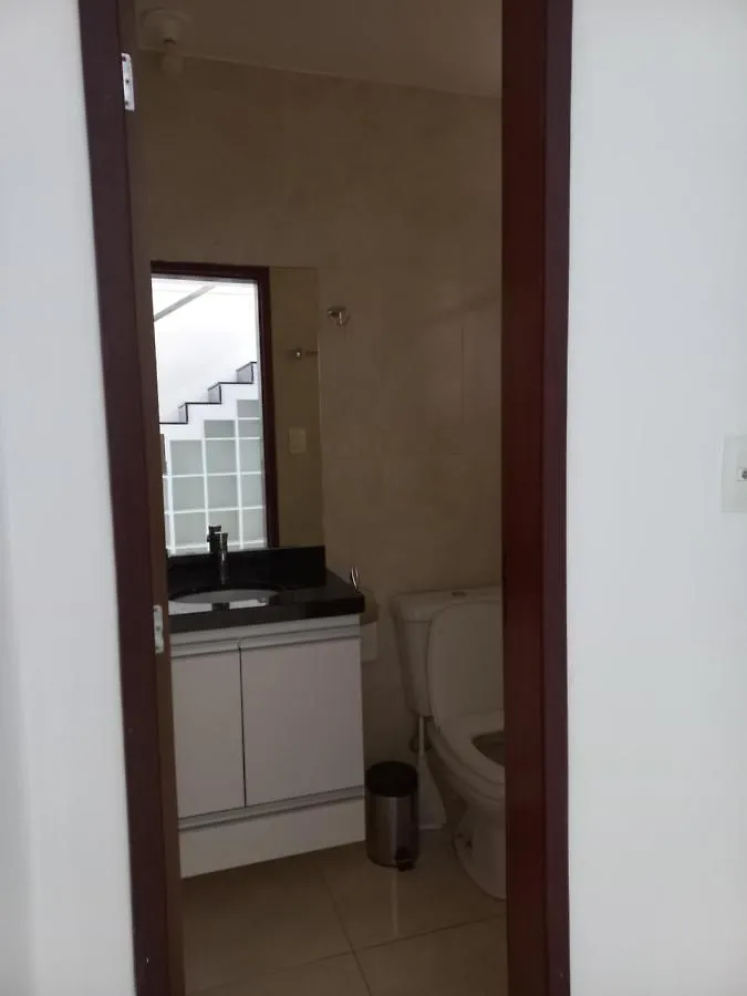 Um lindo e encantador apartamento com pátio! Natal Brasil