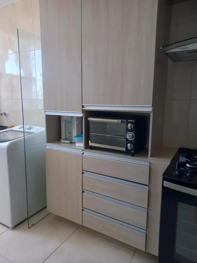 Um lindo e encantador apartamento com pátio! Natal